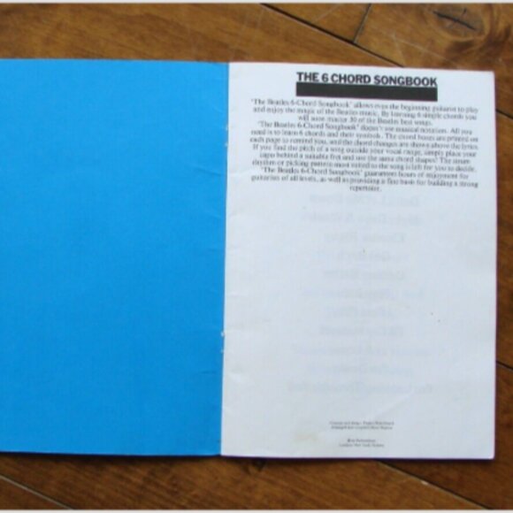 The Beatles 6 Chord Songbook Guitar 30 Songs Vocals Beginner - Picture 2 of 7